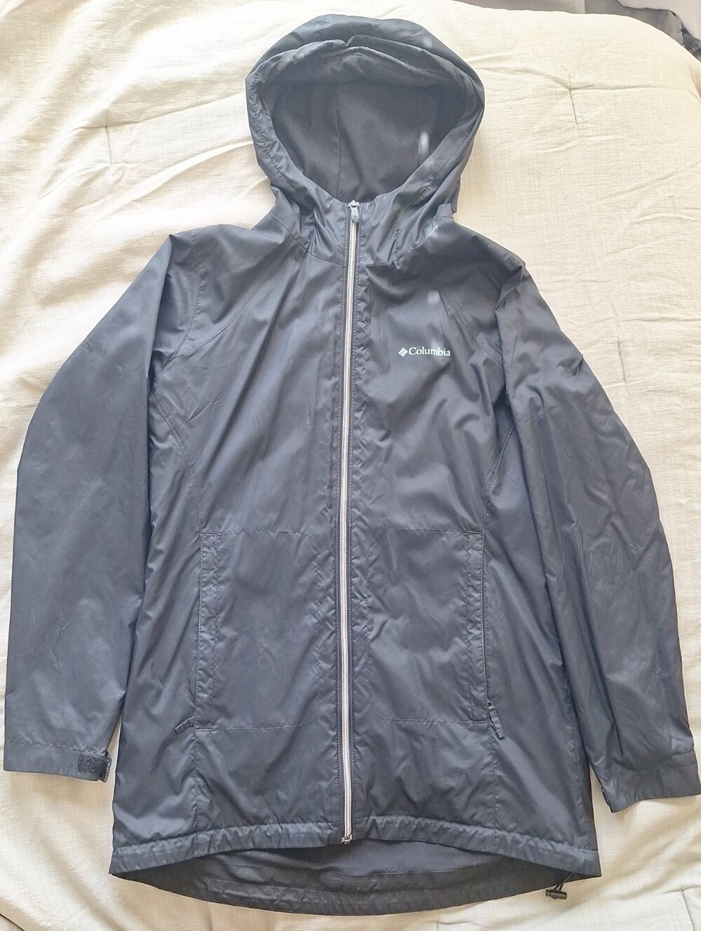 Columbia Black Hooded Raincoat with Front Zipper
